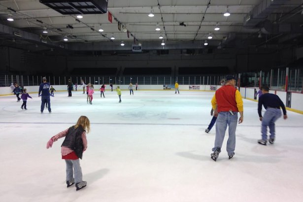 north olmsted rec center ice skating