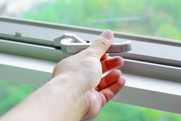 Close Windows and Use A/C