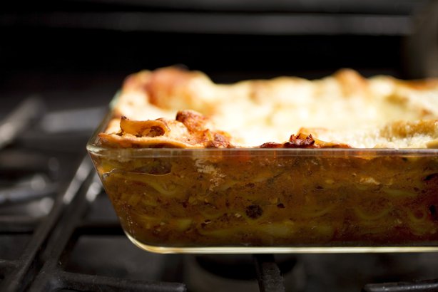 Shattering Glass Bakeware