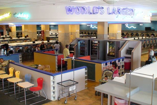 World's Largest Laundromat, Berwyn, Illinois