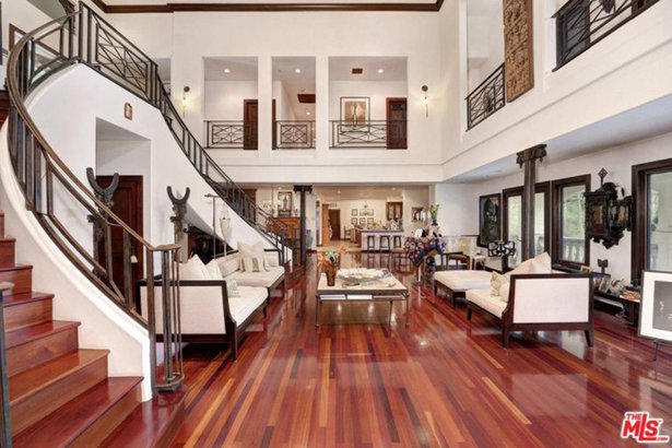 Forest Whitaker's House in Hollywood Hills, CA