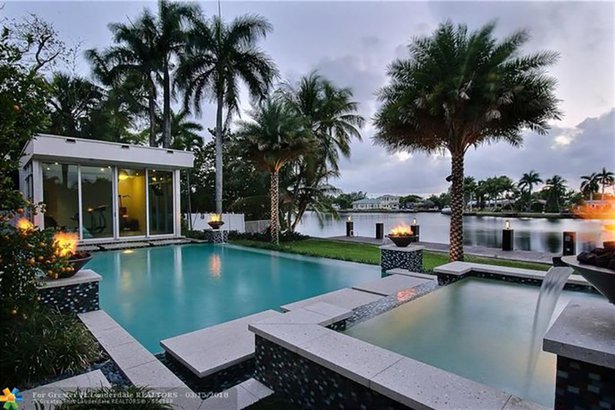 Ndamukong Suh's House in Fort Lauderdale, FL