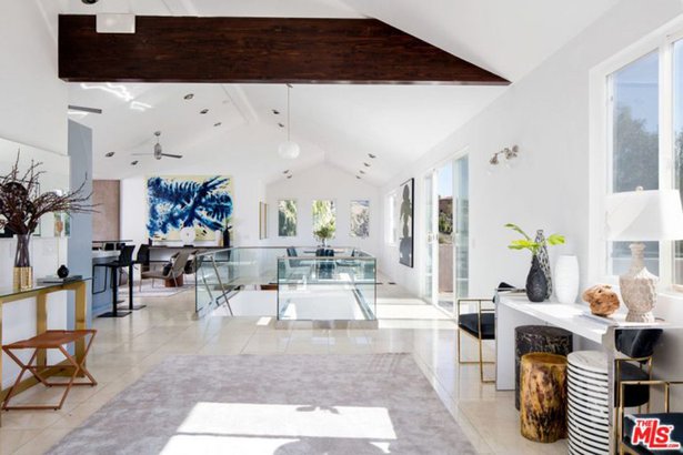Billy Bob Thornton's House in Malibu, CA