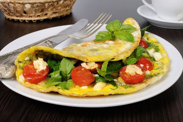 Spinach, Tomato, and Feta Omelet