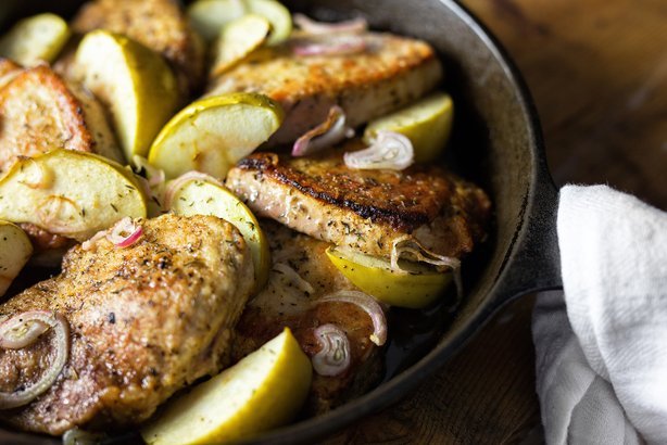 One-Skillet Pork with Apples