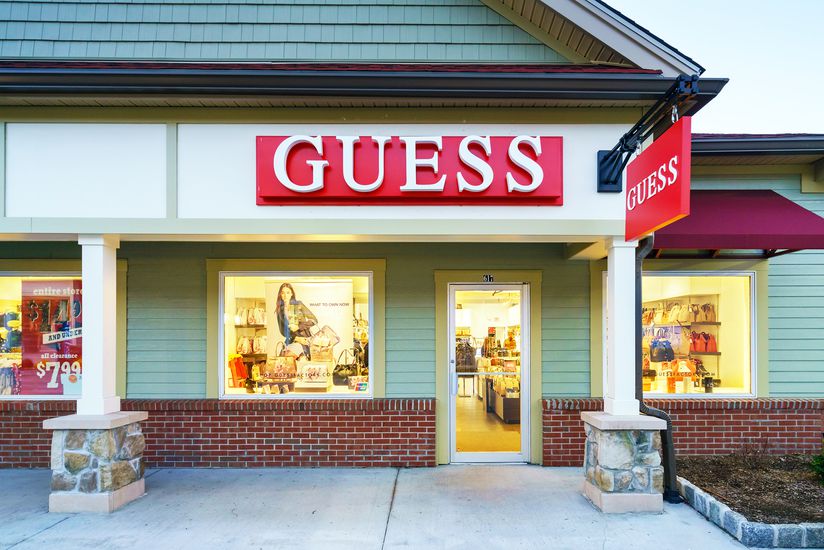 20 Stores Always Offering Discounts of 30 or More