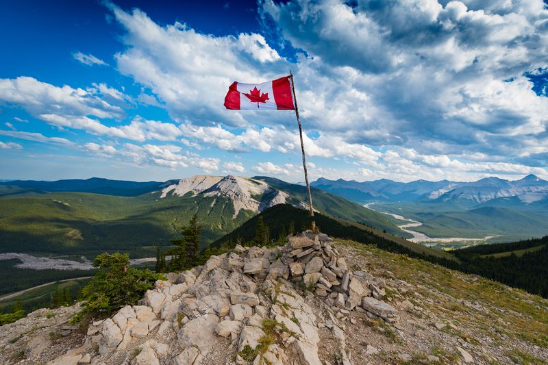 30 Amazing Places to Visit in Canada During the Summer