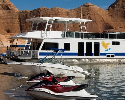 21 Best Places For A Houseboat Vacation Ism Antelope Point At Lake Powell In Arizona And Utah