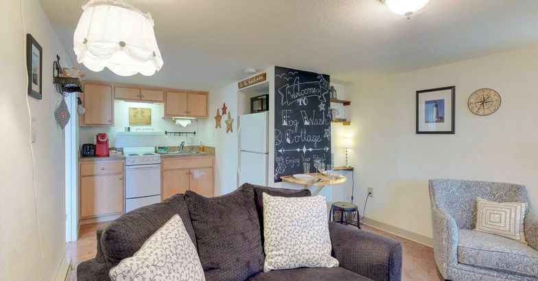 Fog Wash Cottage, Newport, Oregon
