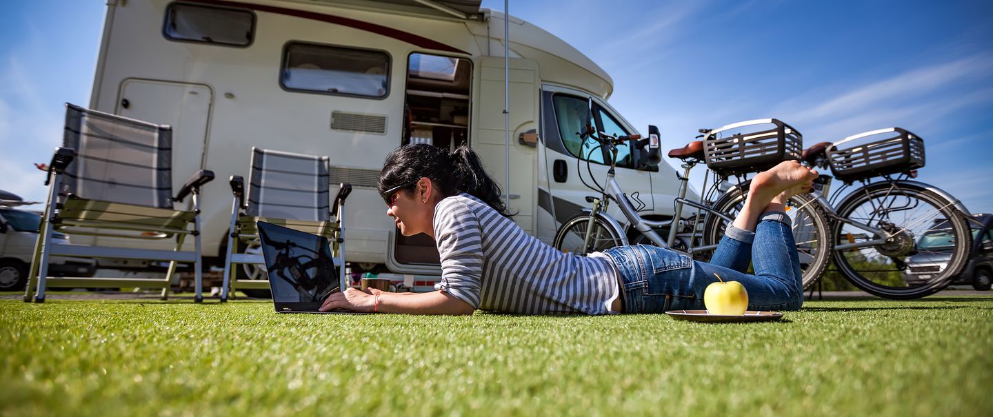 21 Flexible Jobs You Can Do From Your RV