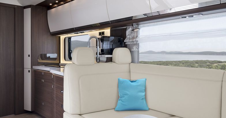 Morelo Empire Liner: Special Features