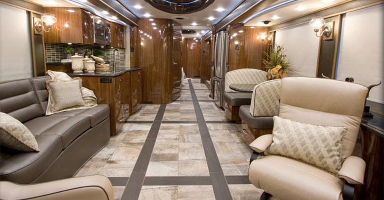 Foretravel IH-45: Special Features