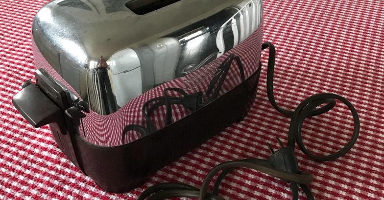Vintage General Electric Toaster