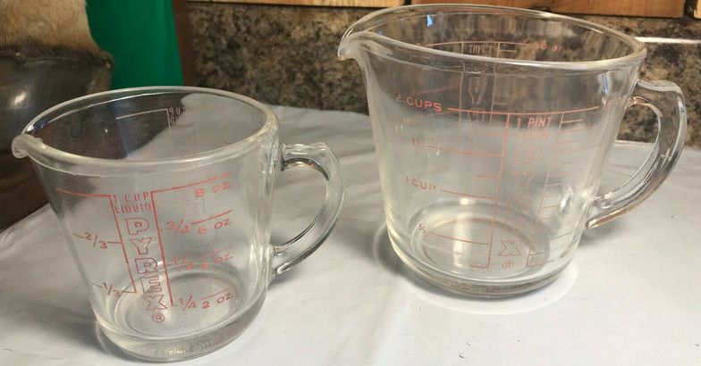 Vintage Pyrex Measuring Cups