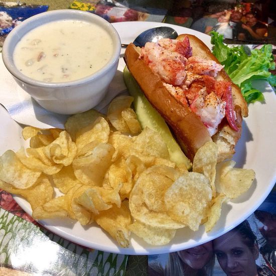 50 of the Best Lunch Menu Specials in the U.S.