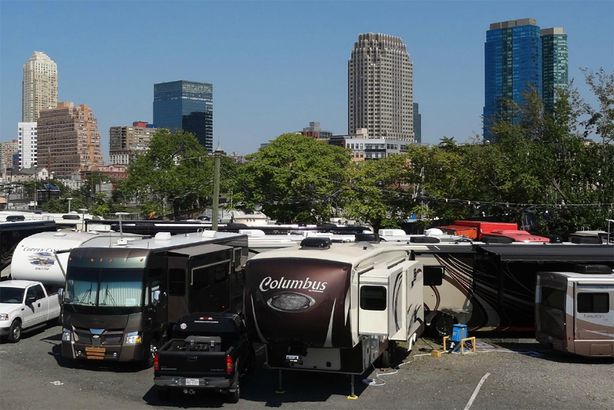 Scenic RV Stops | Best Places in America to Park Your RV | Cheapism.com