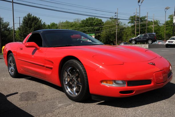 Buchanan Corvette Show 2012