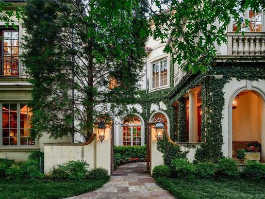 The Highland Park Hideaway: A Look Inside