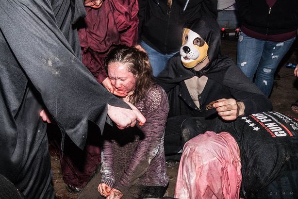 11 Most Extreme Haunted Houses In America Cheapism Com