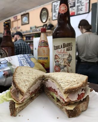 Custom Sub, Morris' Deli, Liquor, and Catering, Louisville, Kentucky