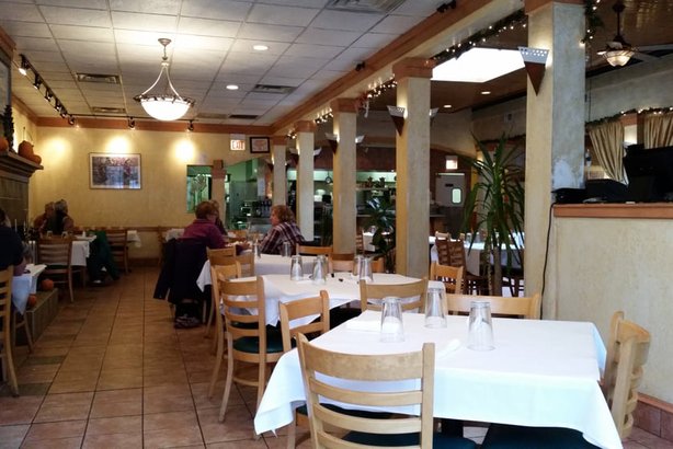 55 Restaurants That Serve Thanksgiving Dinner Ism Ans Restaurant In Chicago