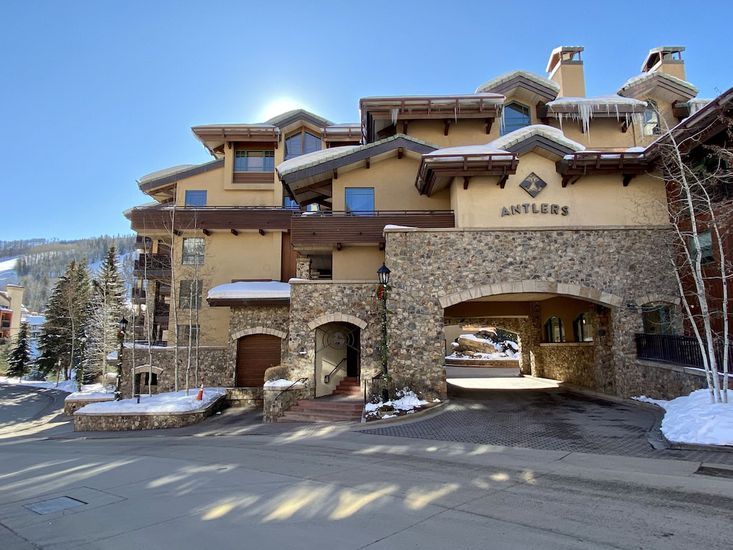 The Best Skiin/SkiOut Vacation Rentals in Vail and Beaver Creek for 2024