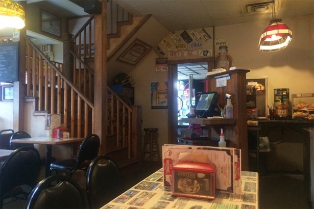 White House Cafe in Camden, Arkansas