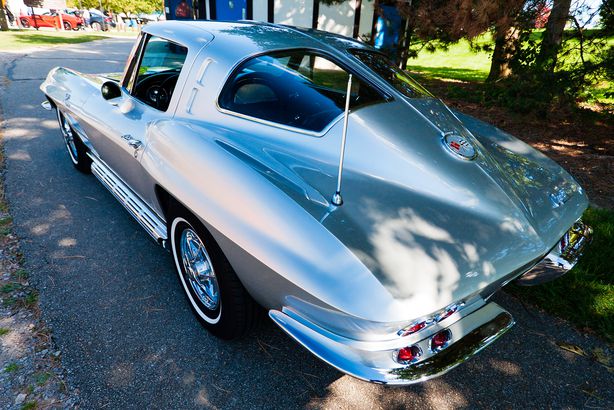 Corvettes We Love Cheapism