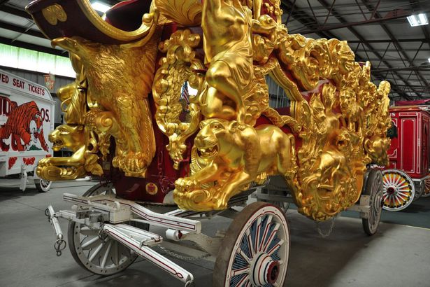 I-90 | Circus World Museum