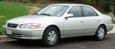 2000: TOYOTA CAMRY