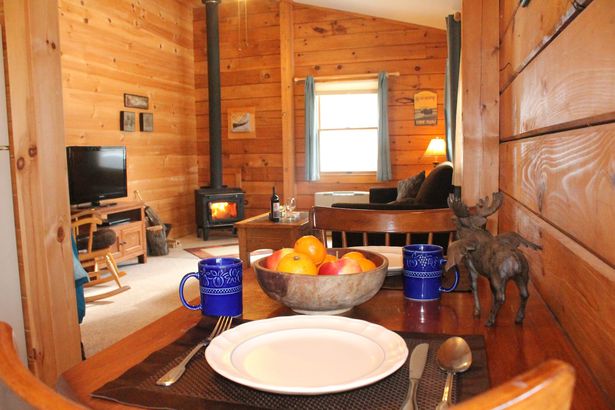 Cozy Vermont Hideaway: A Look Inside