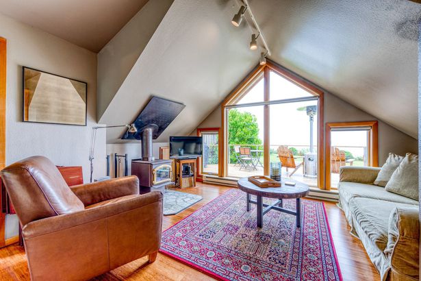 The Manzanita Shoreline Cabin: A Look Inside