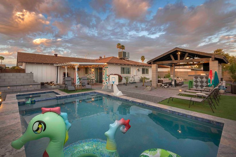 Phoenix Airbnbs with Private Pools