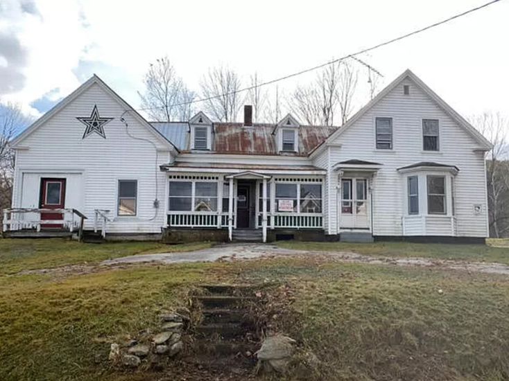 Big Houses Selling for Cheap Across America