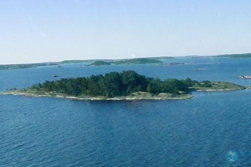111214 cheap islands slide 3 500