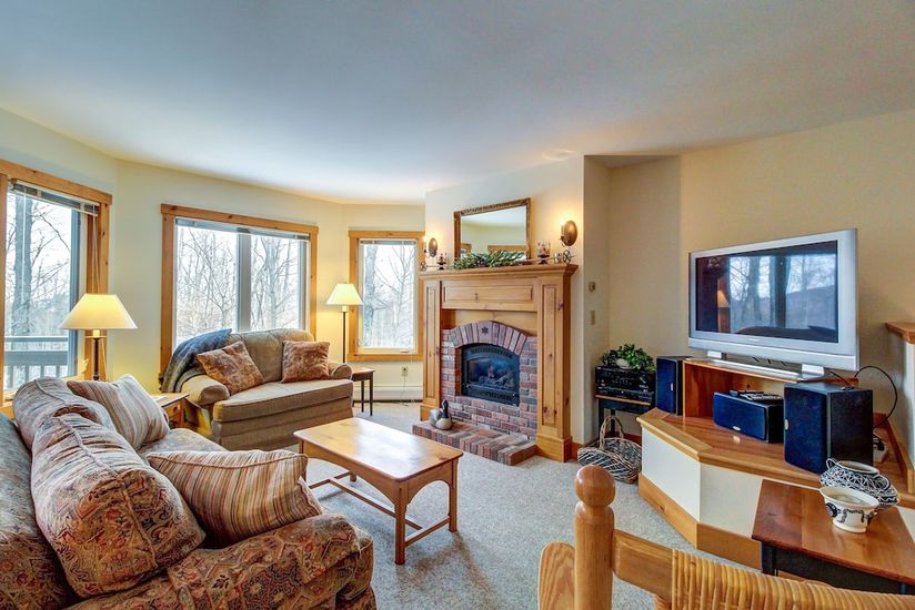 SkiIn, SkiOut Airbnbs in Jay Peak 2024 SkiIn, SkiOut Jay Peak