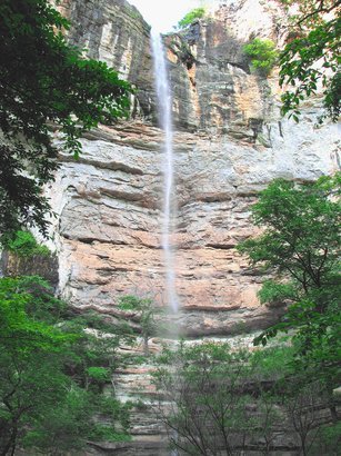 Hemmed-in-Hollow Falls, Arkansas