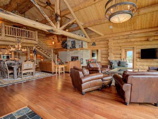 Red Feather Lodge