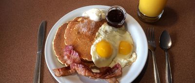 Hole-in-the-Wall Diners