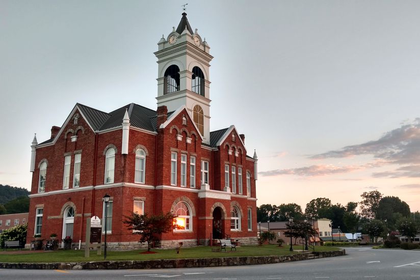 The Coldest and Warmest Cities in Every U.S. State