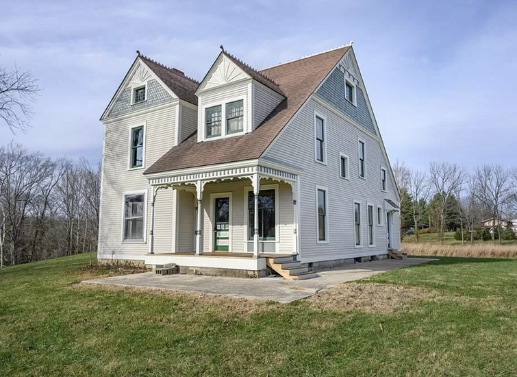 18 Sprawling Homes Available for Less Than 200K