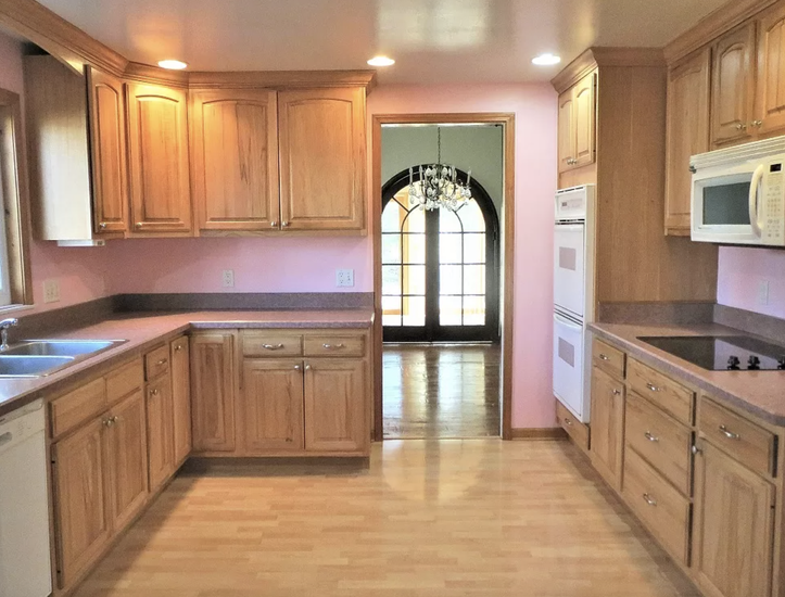 18 Sprawling Homes Available for Less Than 200K