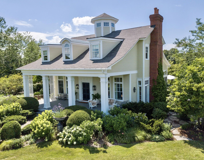 15 Beautiful Homes For Sale Now With Detached Guest Houses