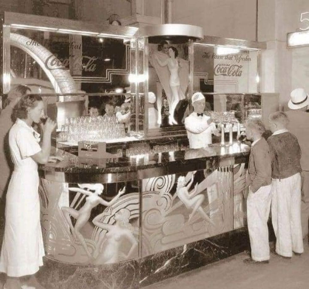 Coca-Cola soda fountain, 1930