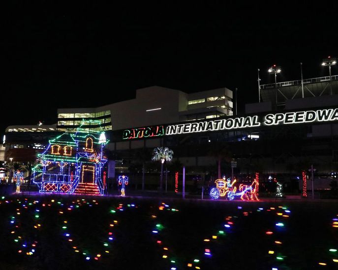 Spectacular DriveThru Christmas Light Displays
