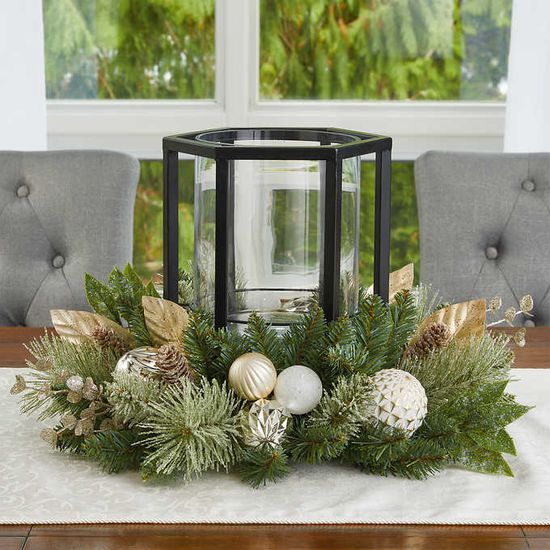 Deck the Halls With These Christmas Decorations From Costco