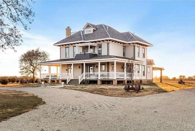 Historic Farmhouses for Sale