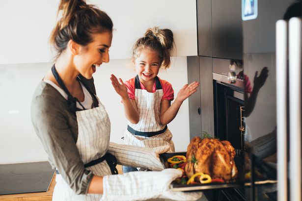 mom kid turkey