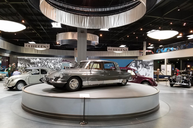 Mullin Auto Museum