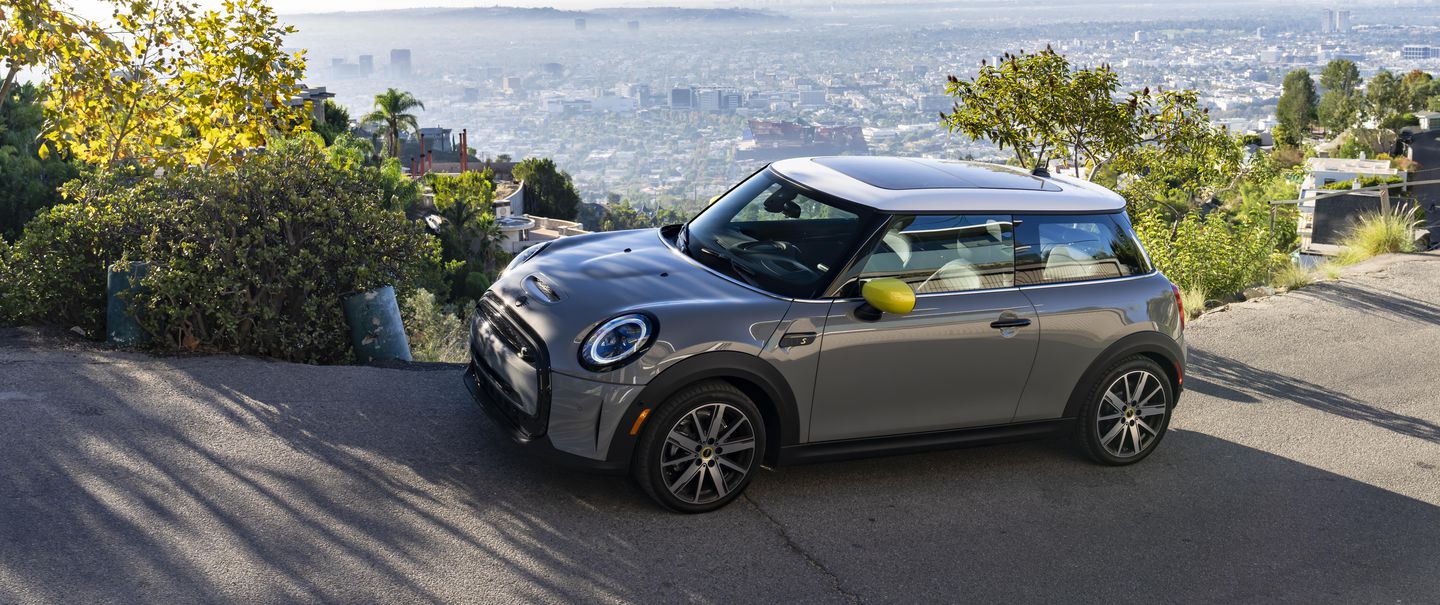 Why You Might Be Crazy to Buy a Mini Cooper EV This Year